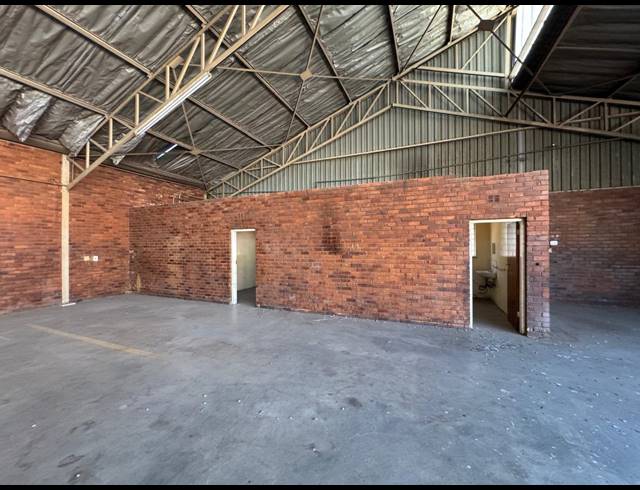 789M² WAREHOUSE TO LET IN WYNBERG